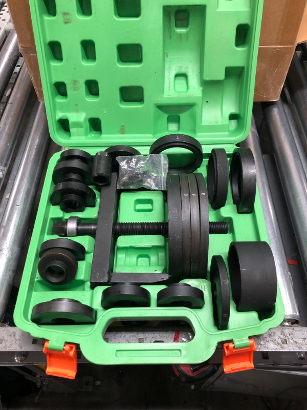 Photo 2 of Master Wheel Hub & Bearing Remover & Installer Kit, Back & Front Wheel Bearing Puller Kit, Back & Front Wheel Hub Puller, Easy to Use