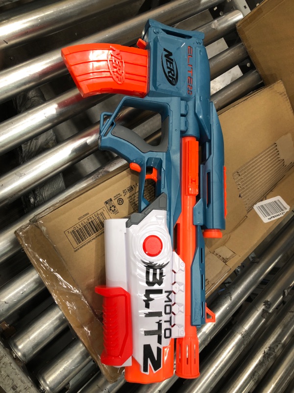 Photo 2 of **no bullets** NERF Elite 2.0 Motoblitz Blaster with Scope, Motorized 10-Dart Blasting, Airblitz 6 Darts, 22 Darts, Outdoor Toys for 8 Year Old Boys & Girls