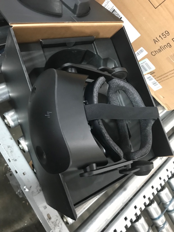 Photo 3 of 2022 Newest HP Reverb G2 Virtual Reality Headset V2 Version