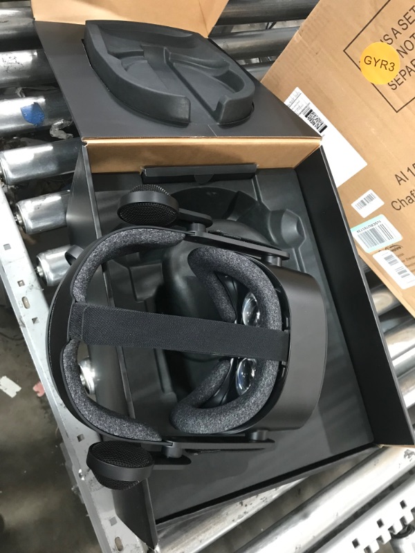 Photo 4 of 2022 Newest HP Reverb G2 Virtual Reality Headset V2 Version