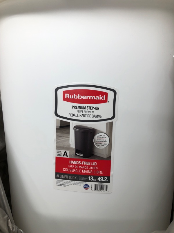 Photo 3 of **LID IS BROKEN**
Rubbermaid Classic 13 Gallon Premium Step-On Trash Can with Lid and Stainless-Steel Pedal, White 