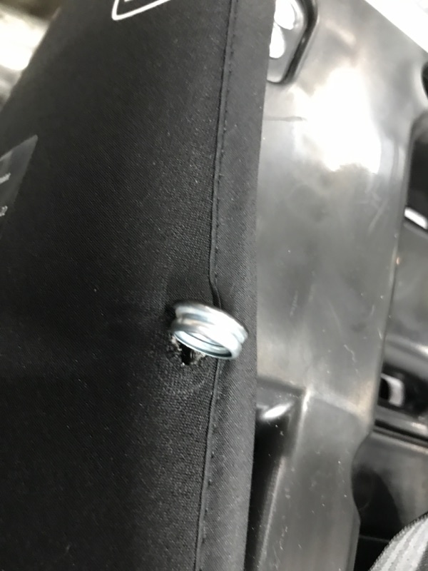 Photo 4 of Diono Radian 3R, 3-in-1 Convertible Car Seat, Rear Facing & Forward Facing, 10 Years 1 Car Seat, Slim Fit 3 Across, Jet Black Radian 3R Fits 3 Across Black Jetm ,23   *-*BUTTONS BROKEN ON BACK*-*