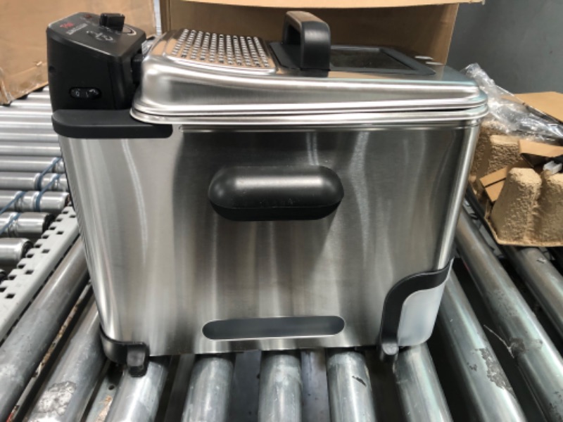 Photo 5 of  USED.T-Fal Ultimate EZ Clean Stainless Steel Deep Fryer with Basket 3.5 Liter Oil and 2.6 Pound Food Capacity 1700 Watts Easy Clean, Temp Control, Digital Timer, Oil Filtration, Dishwasher Safe Parts
