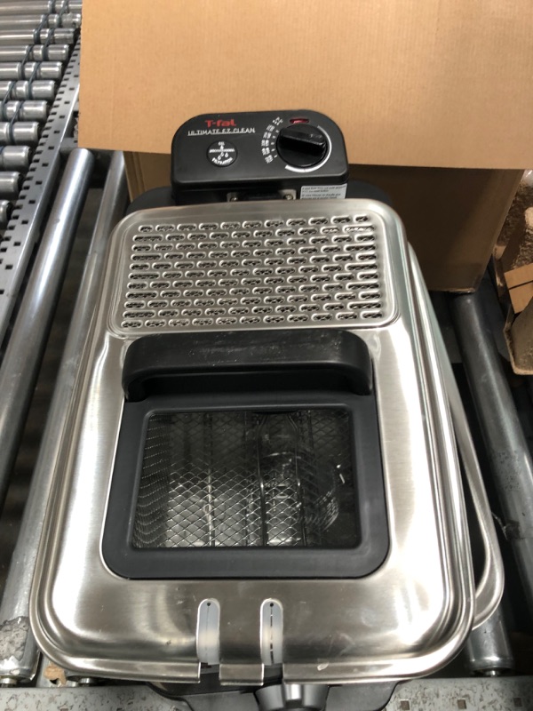 Photo 2 of  USED.T-Fal Ultimate EZ Clean Stainless Steel Deep Fryer with Basket 3.5 Liter Oil and 2.6 Pound Food Capacity 1700 Watts Easy Clean, Temp Control, Digital Timer, Oil Filtration, Dishwasher Safe Parts
