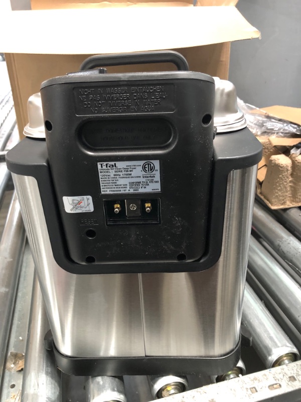 Photo 7 of  USED.T-Fal Ultimate EZ Clean Stainless Steel Deep Fryer with Basket 3.5 Liter Oil and 2.6 Pound Food Capacity 1700 Watts Easy Clean, Temp Control, Digital Timer, Oil Filtration, Dishwasher Safe Parts
