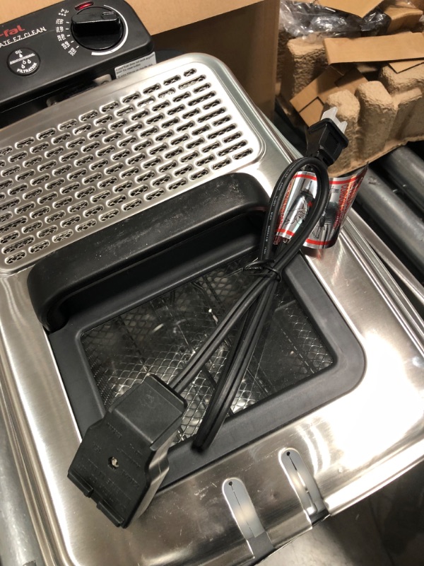 Photo 8 of  USED.T-Fal Ultimate EZ Clean Stainless Steel Deep Fryer with Basket 3.5 Liter Oil and 2.6 Pound Food Capacity 1700 Watts Easy Clean, Temp Control, Digital Timer, Oil Filtration, Dishwasher Safe Parts
