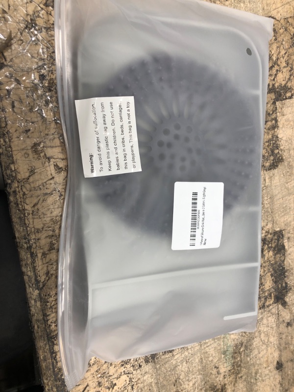 Photo 2 of 1 Piece of Silicone Sink Mat, Silicone Sink Mat Comes with a Solid Silicon Color Catear, Splash Guard, It's Silicon High Strength, Sink Water Splash Guard Available in 2 Colors. (Ligth Gray)