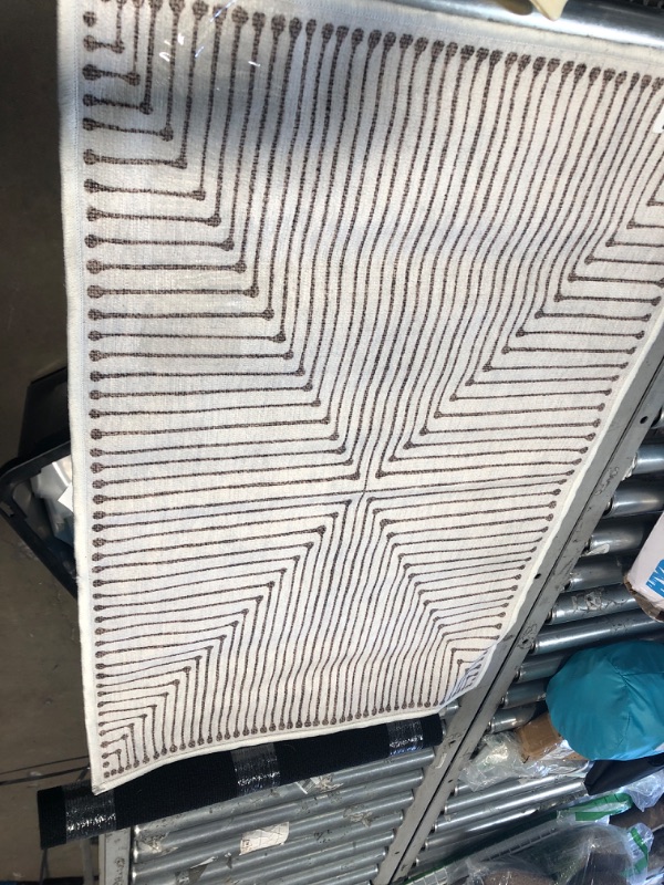 Photo 1 of 2'x3 2pc rug 