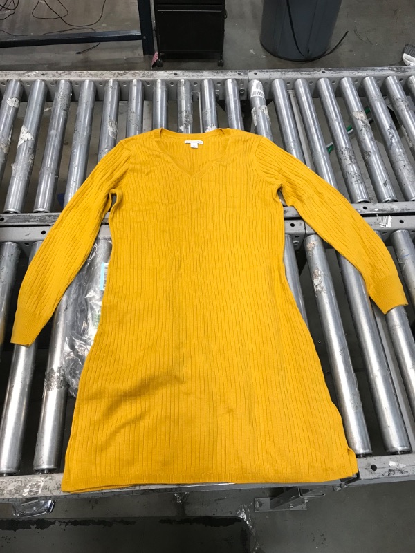 Photo 1 of GENERIC AMAZON BASICS YELLOW KNITTED HIGH WAIST DRESS LONG SLEEVE SIZE L