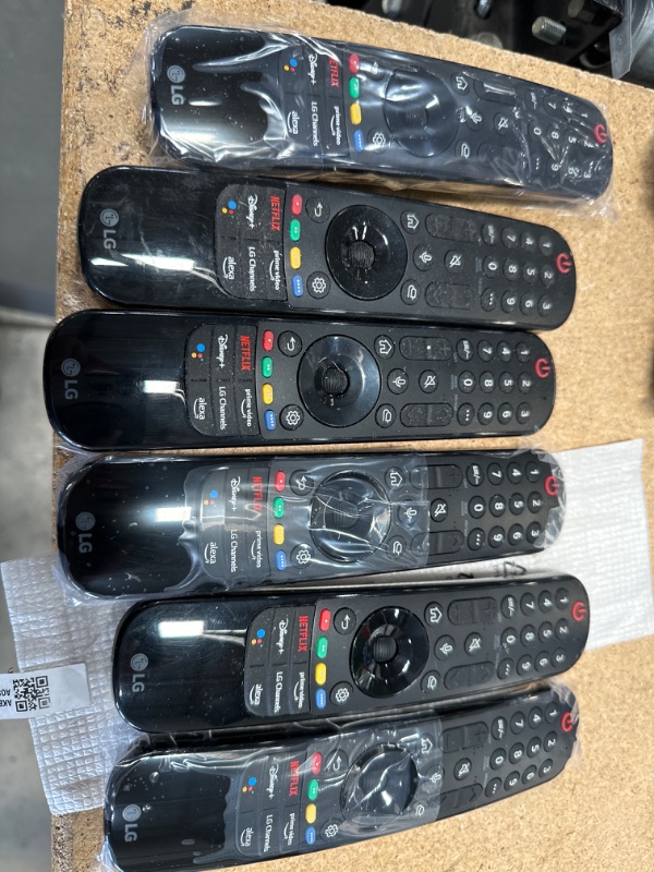 Photo 2 of Bundle of 6
LG Magic Remote w/Magic Tap (NFC) MR22GN, 2022