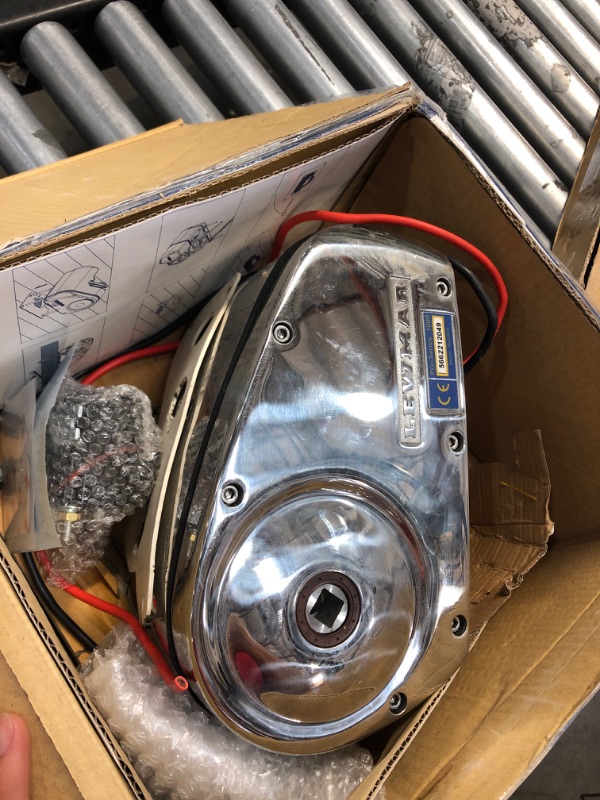 Photo 1 of Lewmar Pro Fish 1000 12V Gypsy for 1/4" G4 Chain, Auto Free-Fall System, Maximum Pull 700 lbs, 316 Stainless Steel Construction, for Boats 28'-38' - 2020201161