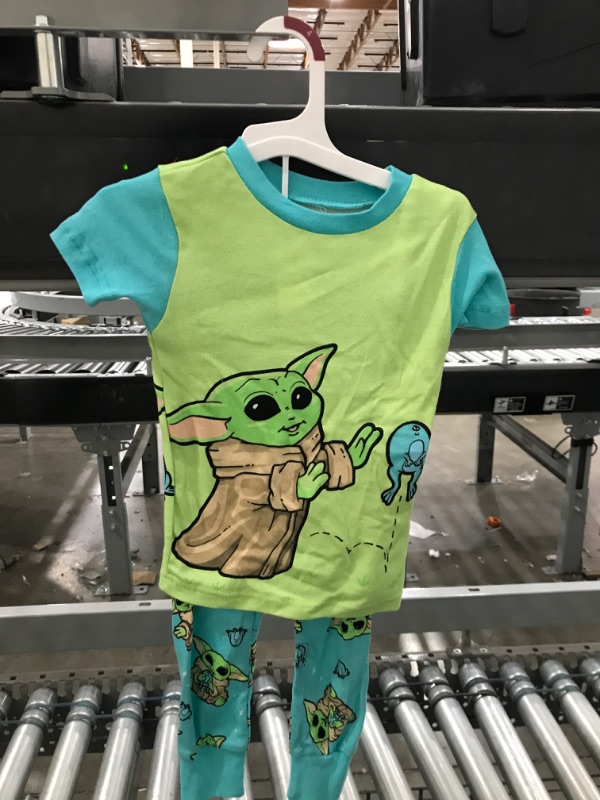 Photo 2 of Boys' Star Wars Baby Yoda 2pc Snug Fit Pajama Set - Green/Blue 4
