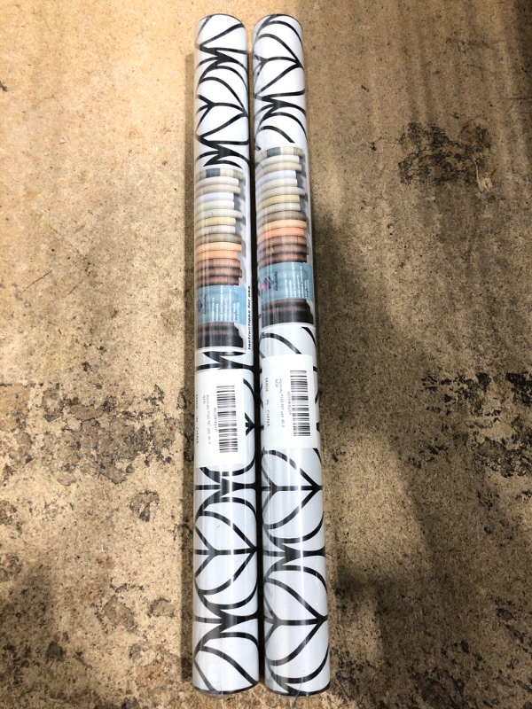 Photo 1 of Abyssaly Black and White Wallpaper 17.71 inX118 in Modern Peel and Stick Wallpaper Removable Wallpaper Material Upgrade Thicker for Home Decoration Old Furniture Renovation 17.7 In X 118 In