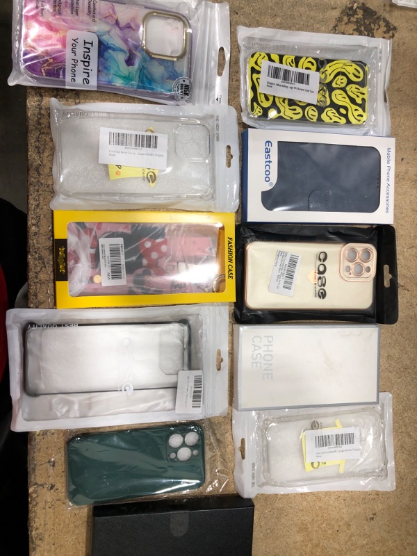 Photo 1 of Bundle of 11 Assorted Phone Cases