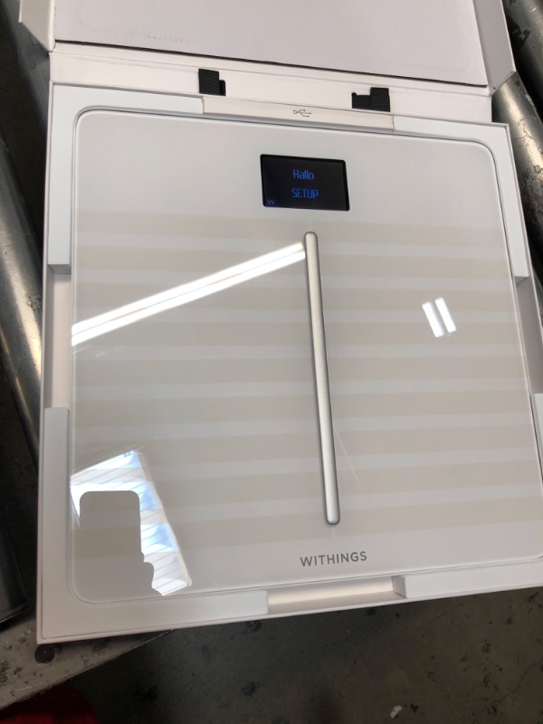 Photo 2 of Withings Body Cardio – Premium Wi-Fi Body Composition Smart Scale