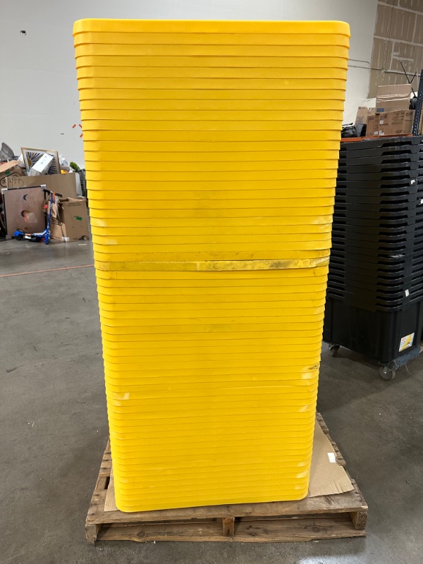 Photo 2 of **PALLET OF 120 YELLOW HDX TOTE LIDS**LIDS ONLY**
19"X29"