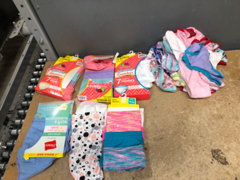 Photo 1 of 23 pcs.Assorted girls undergarments bundle sizes vary