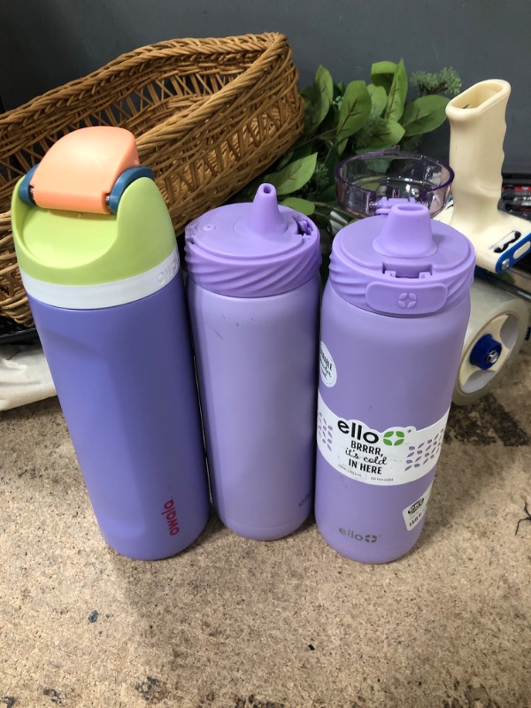 Photo 1 of 3pcks of water bottles 