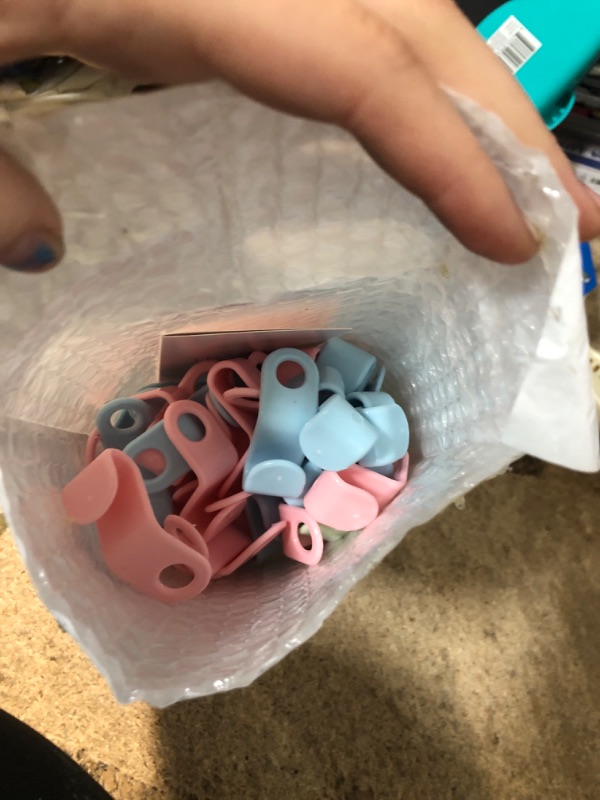 Photo 1 of JIAYIWU Hanger Hooks Connector 100Pcs, Thicken, Load 20 Pounds, Used in Closet Hangers Space Saving and Organizer Closets(Pink, Blue, Brown and White) Color Mixing-100 Pcs