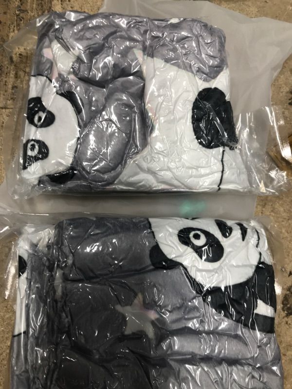 Photo 2 of !!!  BUNDLE 2 pack  !!!

2 - Panda Throw Blanket Cute Baby Blankets for Couch or Bedroom, Warm Fleece Flannel Blanket for Unisex Adults Kids Boys Girls Panda Gifts, Ultra-Soft Cozy Dog Blanket, 40x50 Inches, Panda Star Grey-panda