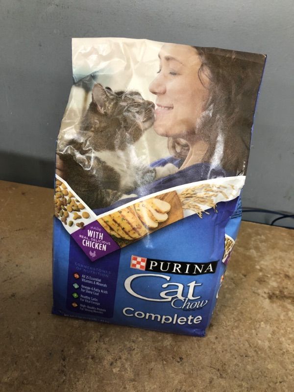 Photo 2 of *EXPIRE Sept 2024*
Purina Cat Chow Complete Dry Cat Food, 3.15 LB
