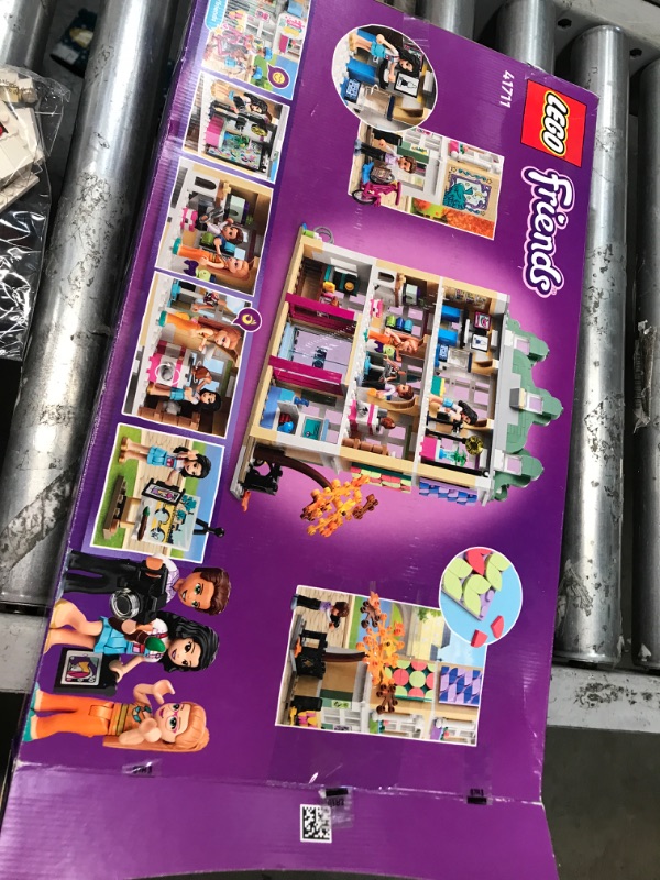 Photo 5 of **ALL BAGS STILL SEALED** LEGO Friends Emma’s Art School 41711 Building Toy Set Including a Mini Art Studio for Girls, Boys, and Kids Ages 8+ (844 Pieces) FrustrationFree Packaging