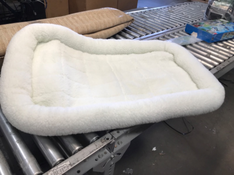 Photo 2 of 42L-Inch White Fleece Dog Bed or Cat Bew w/ Comfortable Bolster