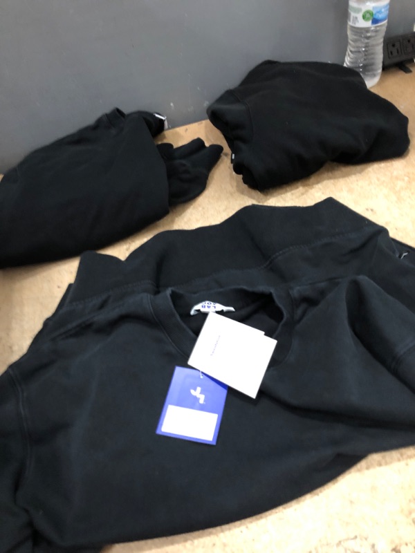 Photo 1 of 3-BLACK LONG SLEEVE SWEATSHIRTS - MEDIUM 