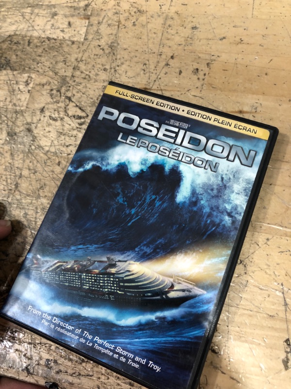 Photo 2 of Poseidon (Full Screen Edition) (2006)