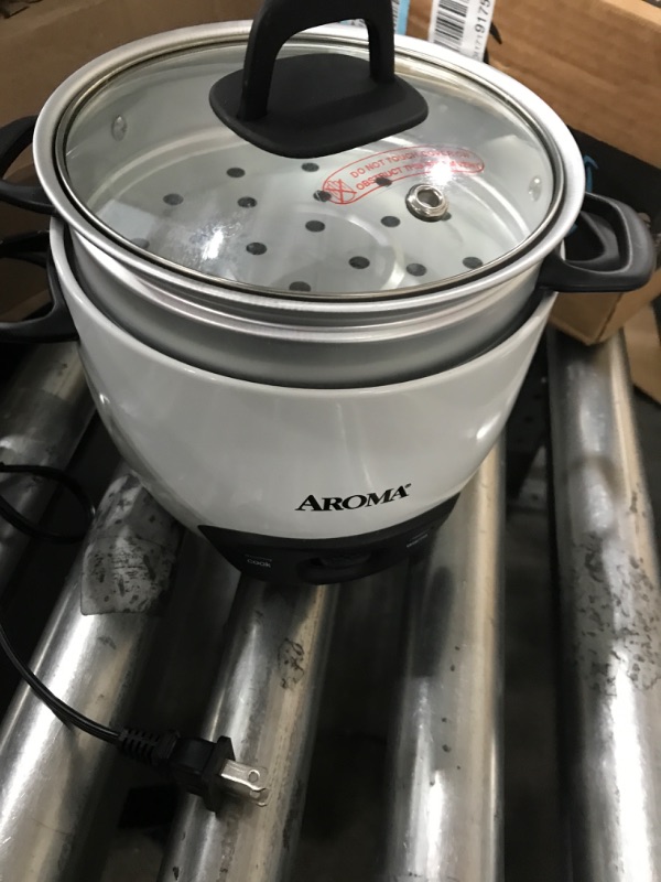 Photo 2 of Aroma Housewares 14-Cup (Cooked) (7-Cup UNCOOKED) Pot Style Rice Cooker and Food Steamer (ARC-747-1NG),White
