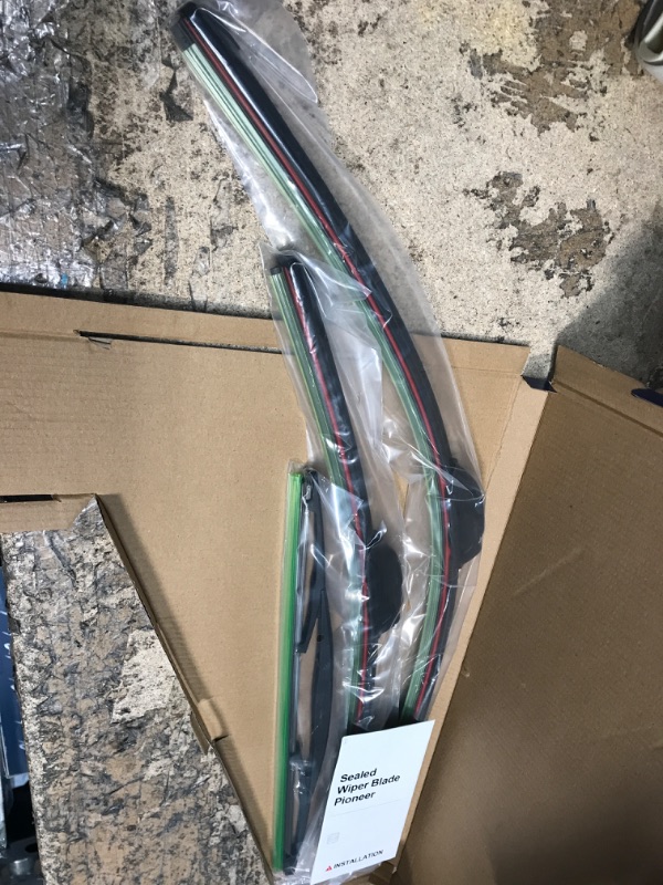 Photo 2 of 3 wipers Replacement for 2012-2014 Mitsubishi Lancer/2004-2009 Nissan Quest, Windshield Wiper Blades Original Equipment Replacement - 26"/18"/14" (Set of 3) U/J HOOK