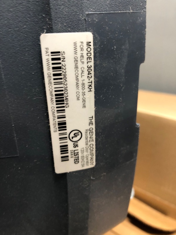 Photo 3 of *NONFUNCTIONAL*- Genie SilentMax 1000 Garage Door Opener - Ultra-Quiet Belt Drive - Includes two 3-Button Pre-Programmed Remotes, Wall Console, Wireless Keypad, Safe T-Beams - Model 3042-TKH, 140V DC Motor