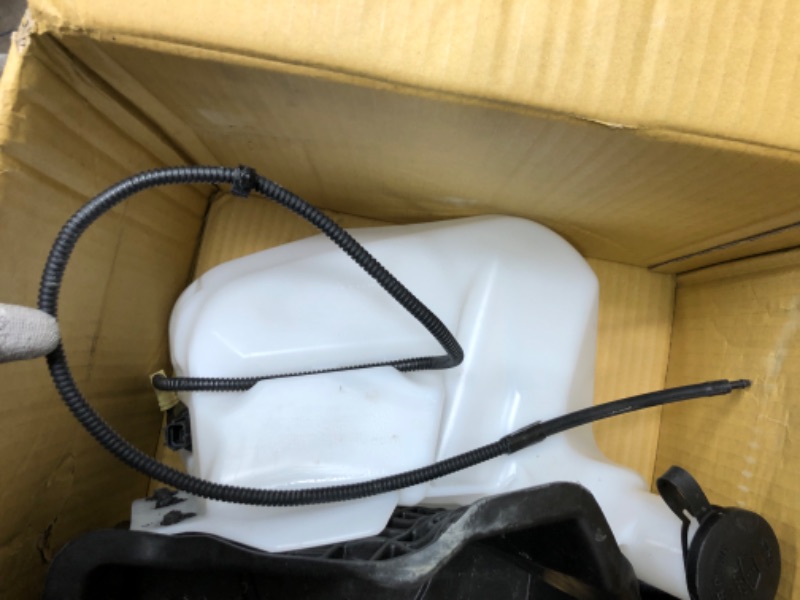 Photo 7 of **USED**
Dorman 603-862 Front Washer Fluid Reservoir Compatible with Select Ford/Lincoln Models

**USED AND DIRTY**