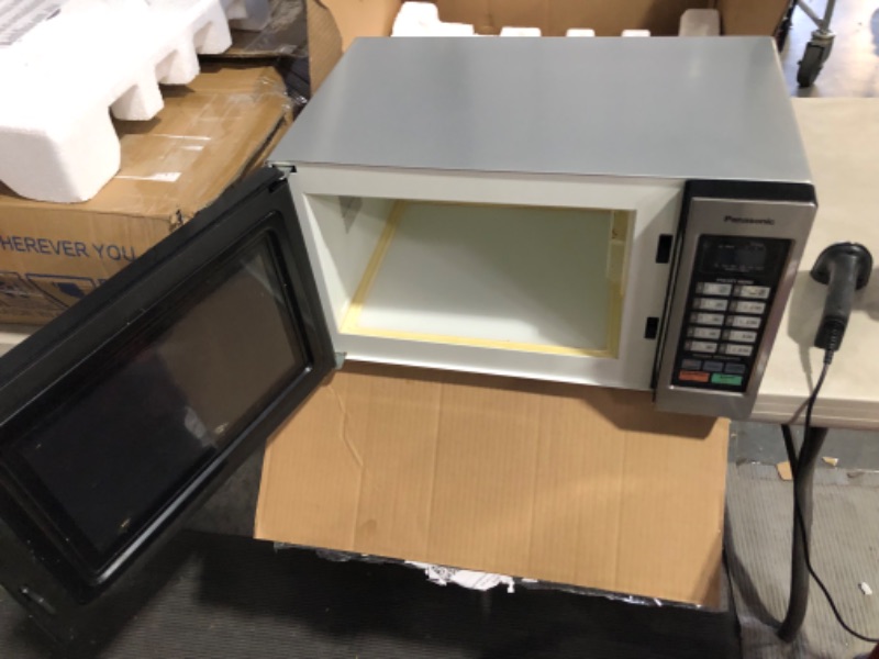 Photo 3 of **PARTS ONLY**
Panasonic Countertop Commercial Microwave Oven - NE-1054F - 0.8 Cu. Ft (Stainless Steel)