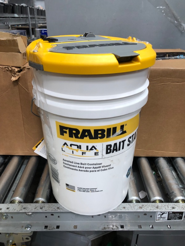 Photo 2 of **MINOR TEAR & WEAR**Frabill Bait Station Bucket | Large Aerated Live Bait 6-Gallon Storage