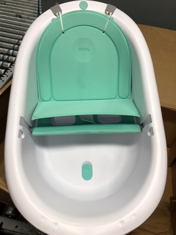 Photo 2 of 
Frida Baby 4-in-1 Grow-with-Me Bath Tub| Transforms Infant Bathtub to Toddler Bath Seat with Backrest for Assisted Sitting in Tub
Style:4-in-1 Grow-with-Me Bath Tub