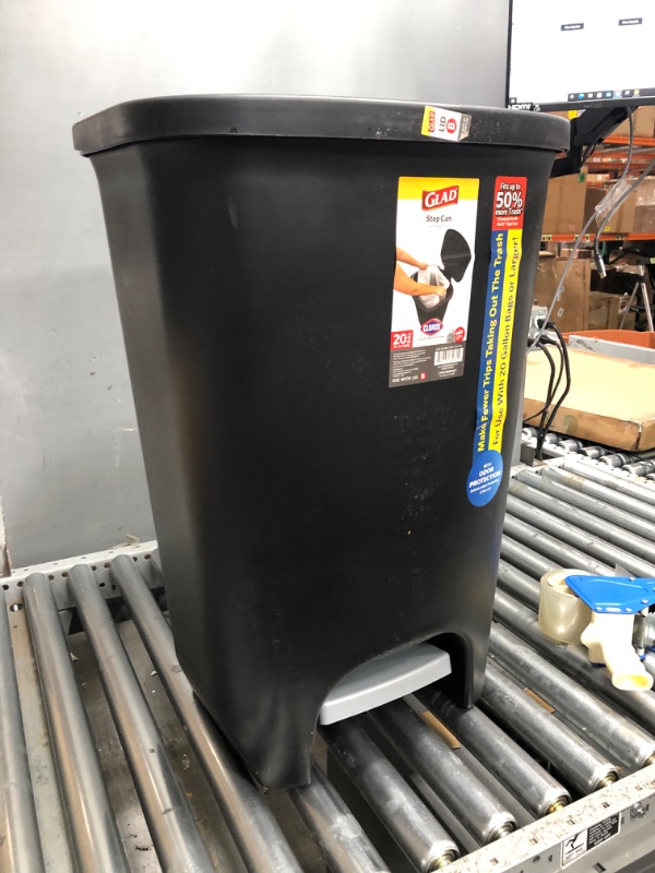 Photo 2 of **MINOR TEAR & WEAR**Glad 20 Gallon / 75 Liter Extra Capacity Plastic Step Trash Can with CloroxTM Odor Protection | Fits Kitchen Pro 20 Gallon Trash Bags Black 20 Gallon