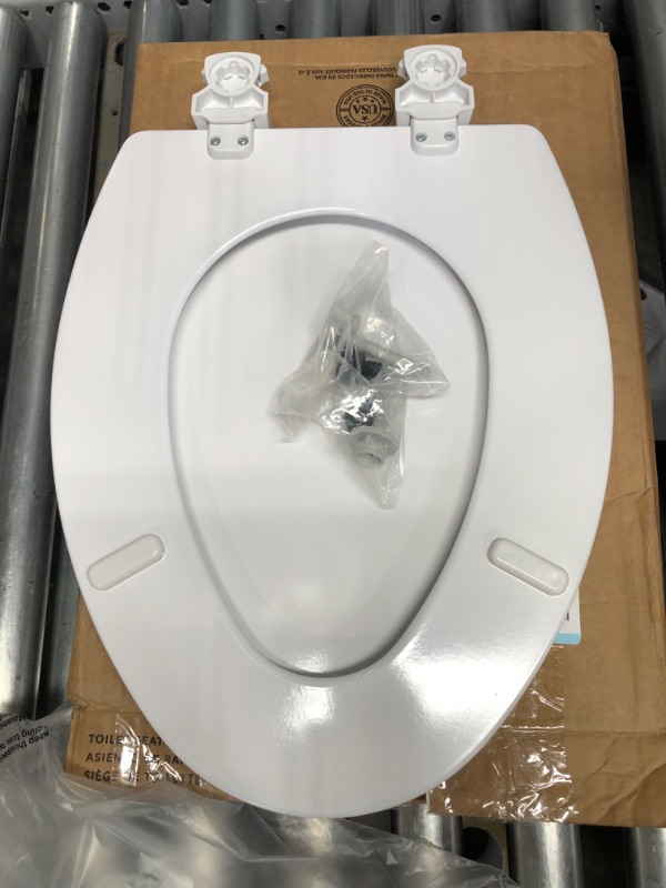Photo 5 of **MINOR SHIPPING DAMAGE**Bemis 1500EC 390 Toilet Seat with Easy Clean & Change Hinges, Elongated, Durable Enameled Wood, Cotton White Cotton White 1 Pack Elongated Toilet Seat