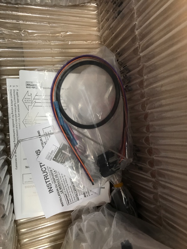 Photo 3 of Delphi FG0092 Fuel Pump Module