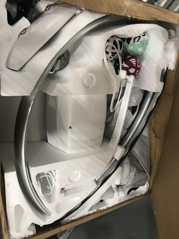 Photo 5 of 4moms mamaRoo Multi-Motion Baby Swing Smart Connectivity - Gray