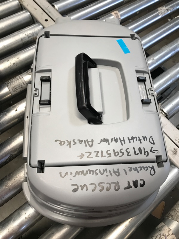 Photo 6 of *** MISSING TWOOF THE SIDE CLAMPS SEE PICTURES *** *** PARTS ONLY ITEM *** IRIS USA 23" Small Pet Travel Carrier with Front and Top Access, Hard-Sided Training Crate for 18 Lbs. Pet Cat Small-Sized Dog with Left or Right Opening Top Door, Black/Gray
