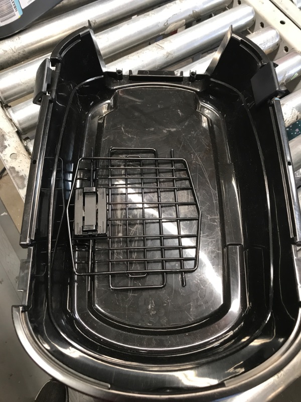 Photo 4 of *** MISSING TWOOF THE SIDE CLAMPS SEE PICTURES *** *** PARTS ONLY ITEM *** IRIS USA 23" Small Pet Travel Carrier with Front and Top Access, Hard-Sided Training Crate for 18 Lbs. Pet Cat Small-Sized Dog with Left or Right Opening Top Door, Black/Gray
