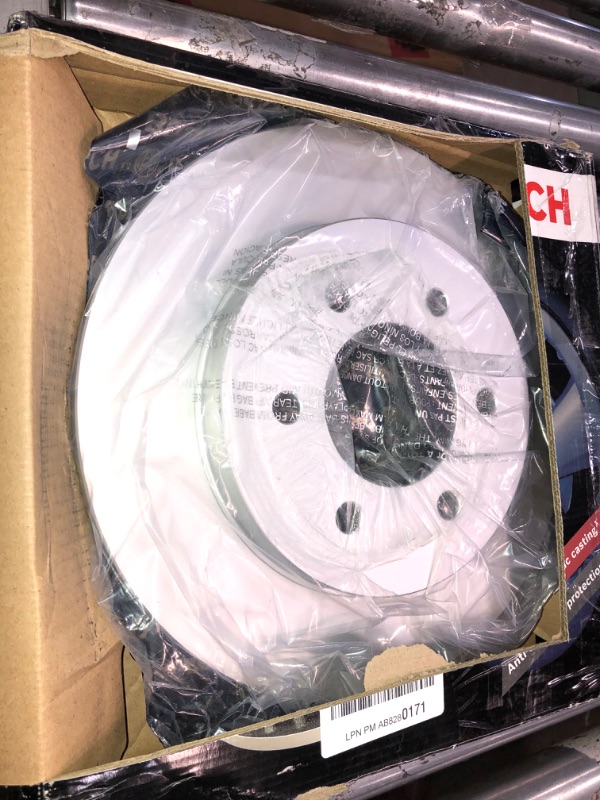 Photo 2 of (BRAND NEW) BOSCH 20010326 QuietCast Premium Disc Brake Rotor - Compatible With Select Ford F-150; Lincoln Mark LT; FRONT; 1 PACK