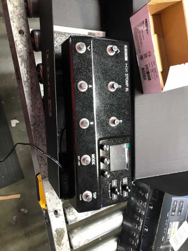 Photo 1 of **DOES NOT POWER ON ***Line 6 HX Stomp XL, Black Black HX Stomp XL