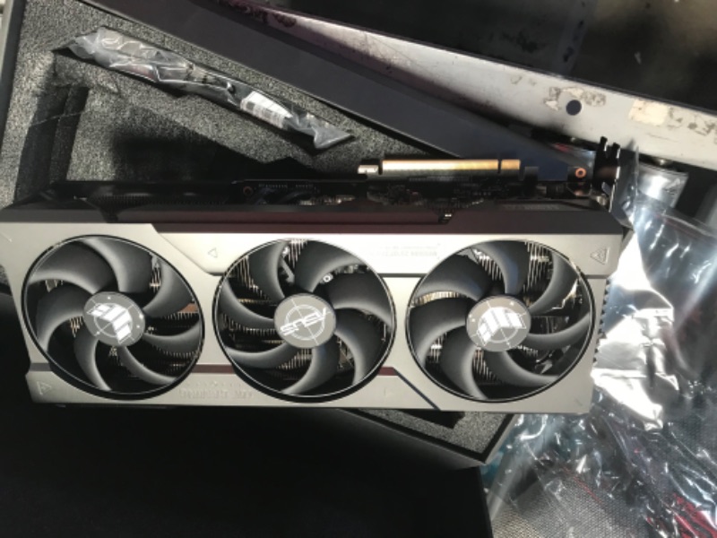 Photo 1 of ASUS TUF Gaming GeForce RTX® 4080 OC Edition Graphics Card (PCIe 4.0, 16GB GDDR6X, HDMI 2.1a, DisplayPort 1.4a)
