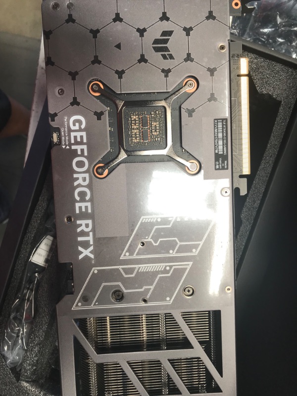 Photo 1 of ASUS TUF Gaming GeForce RTX® 4080 OC Edition Graphics Card (PCIe 4.0, 16GB GDDR6X, HDMI 2.1a, DisplayPort 1.4a)
