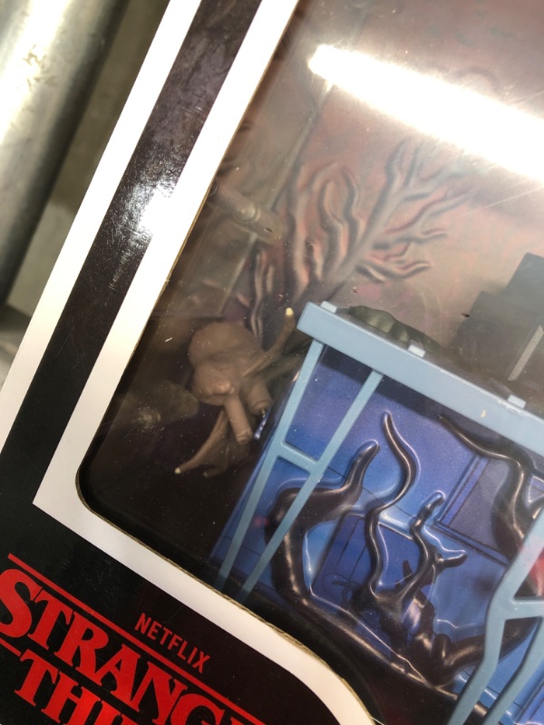 Photo 3 of *READ NOTES*Funko Pop! Moments Deluxe: Stranger Things - Phase Three, Dustin, Eddie, Demobats