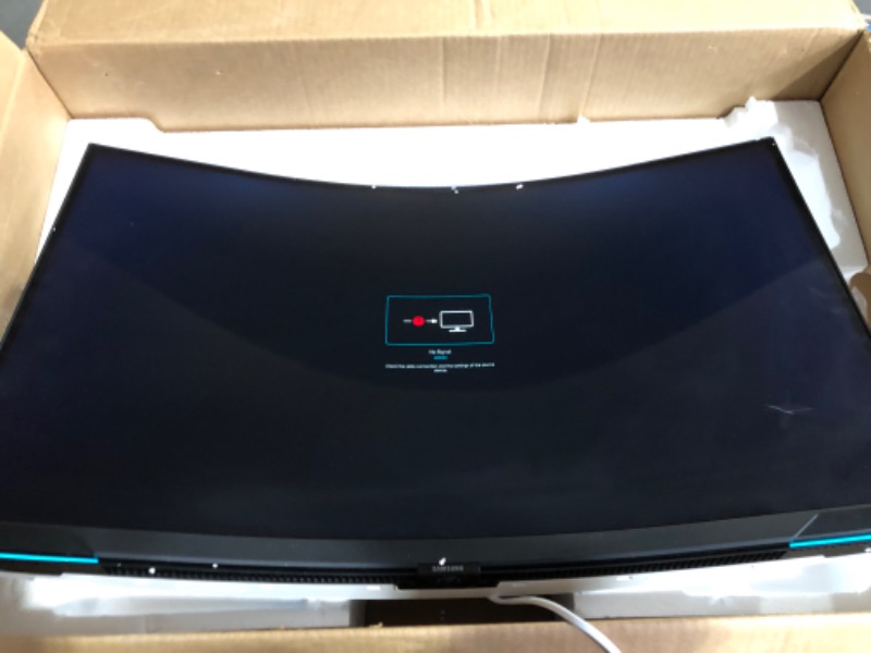 Photo 1 of SAMSUNG 32" Odyssey Neo G8 4K UHD 240Hz 1ms G-Sync 1000R Curved Gaming Monitor, Quantum HDR2000, AMD FreeSync Premium Pro, Matte Display, Ultrawide Game View, DisplayPort, HDMI, Black & White, 2022 Black & White 32-inch Neo G8 FreeSync 240Hz