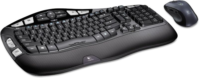 Photo 1 of Logitech Mk550 Wireless Desktop Set Keyboard/Mouse Usb Black Log920002555