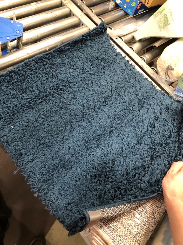 Photo 1 of  Unique Loom Solo Collection Area Rug - Calabasas (2' 2" x 3' 1" Rectangle, SAPPHIRE Blue)
